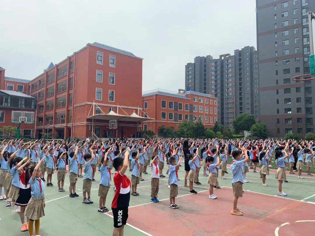 为爱逆风而行为梦向阳而生临汾市御景小学六一系列活动
