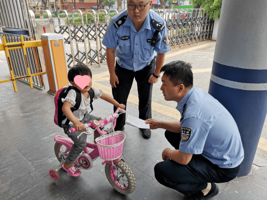 「海宁」骑车离家出走，“我不想打针针…”3岁小女孩为逃避打针