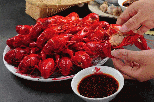 【玖钱小亮蒸虾】77元享门市价284元蒸虾套餐,清蒸大虾/油焖大虾/蒜蓉