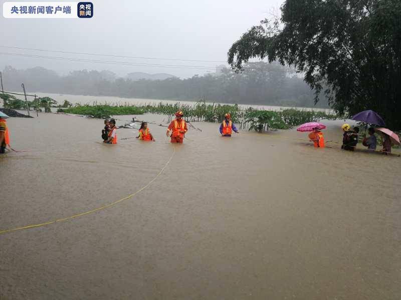 村庄|广东佛冈强降雨 致当地村庄大面积被淹