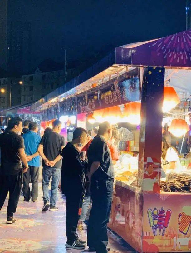 点亮申城夜色,夏燃夜市火热进行中