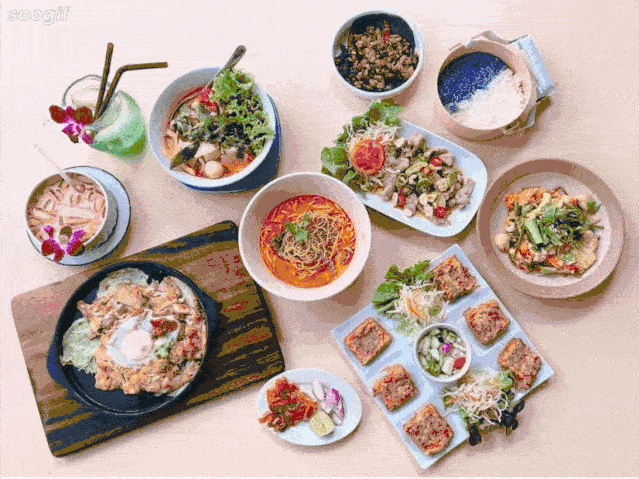 清迈吃饭人均_吃饭图片真实(2)