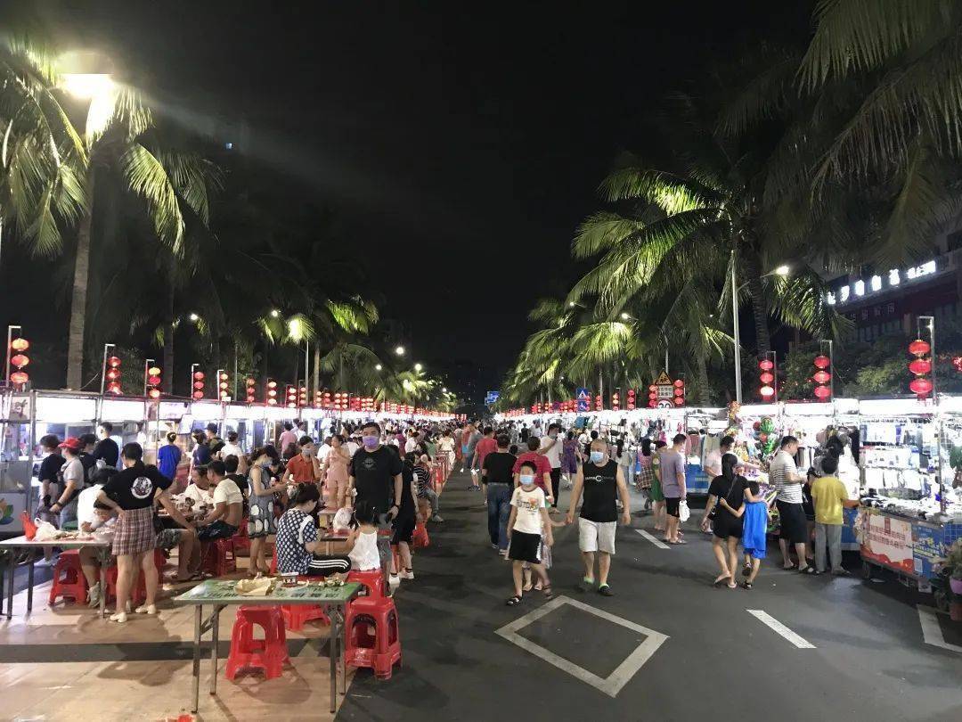 地址:海口市美兰区海甸三西路海大南门夜市03美食街结合府城千年历史