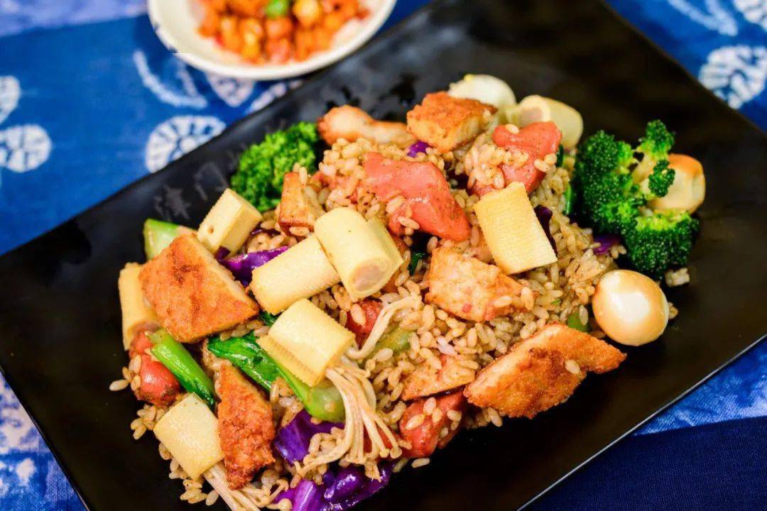 大多数人没吃过的串炒饭6月12日要开业了