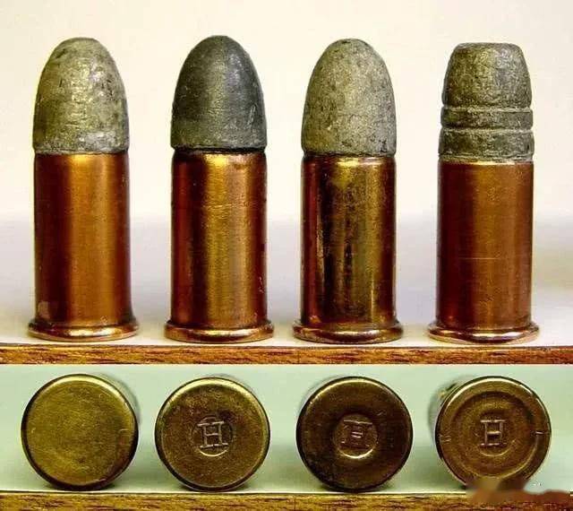 凸缘式底火弹(rimfire ammunition)基于这一基础模型,一位天才的枪械