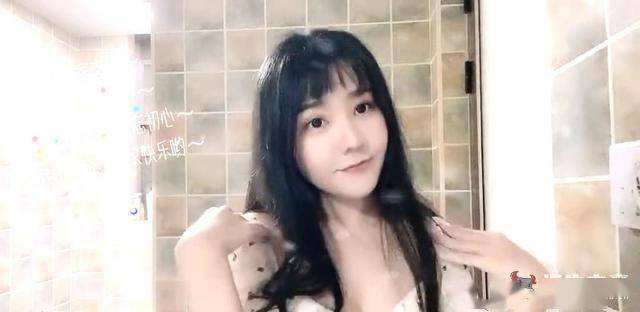 一条小团团不仅自曝与男友合照还露脸跳舞是不是打脸了