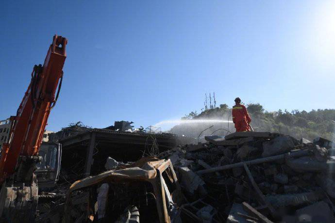 温岭槽罐车爆炸事故搜救结束：目前在医救治175人，浙江省委：要尽快查明事故原因