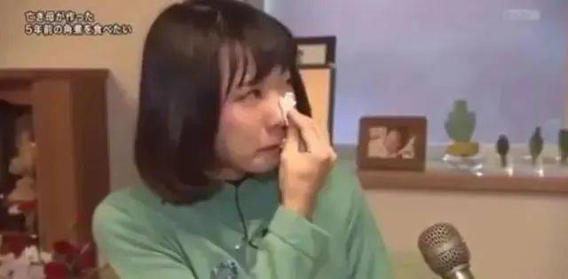 炖肉|女儿把她做的最后一道菜冻进冰箱五年。如今她重温了这个味道母亲突然去世
