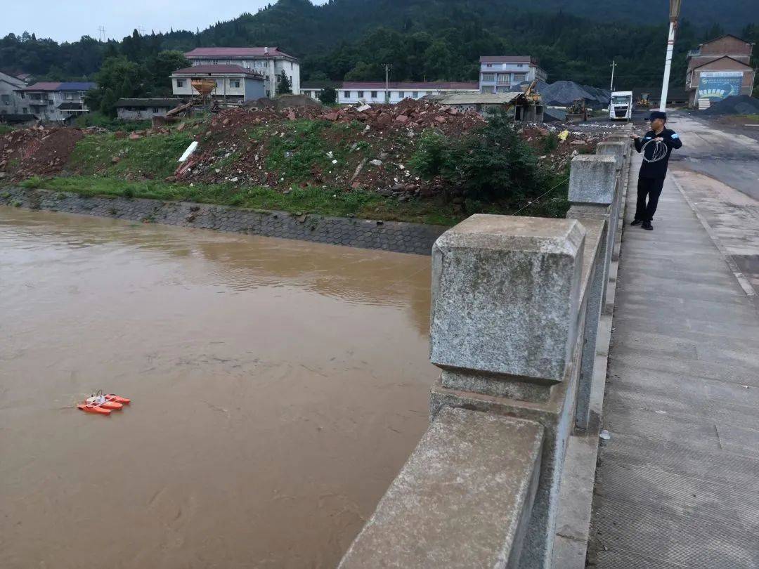 香莲垭溪,怀化水文在行动!_沅陵县