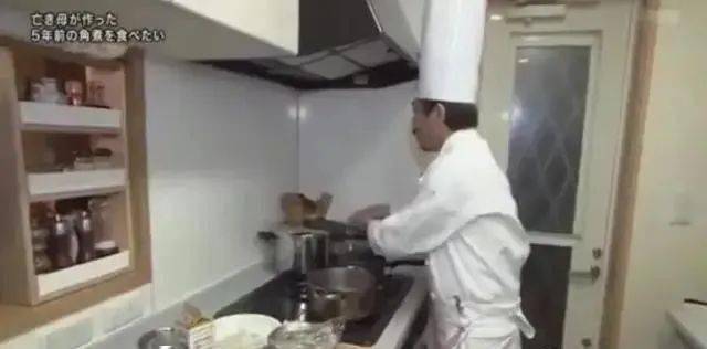 炖肉|女儿把她做的最后一道菜冻进冰箱五年。如今她重温了这个味道母亲突然去世