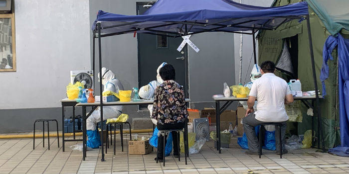 记者亲历咽拭子核酸检测：费用260元60秒完成