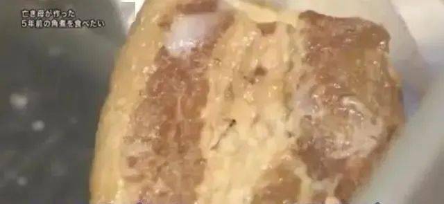 炖肉|女儿把她做的最后一道菜冻进冰箱五年。如今她重温了这个味道母亲突然去世