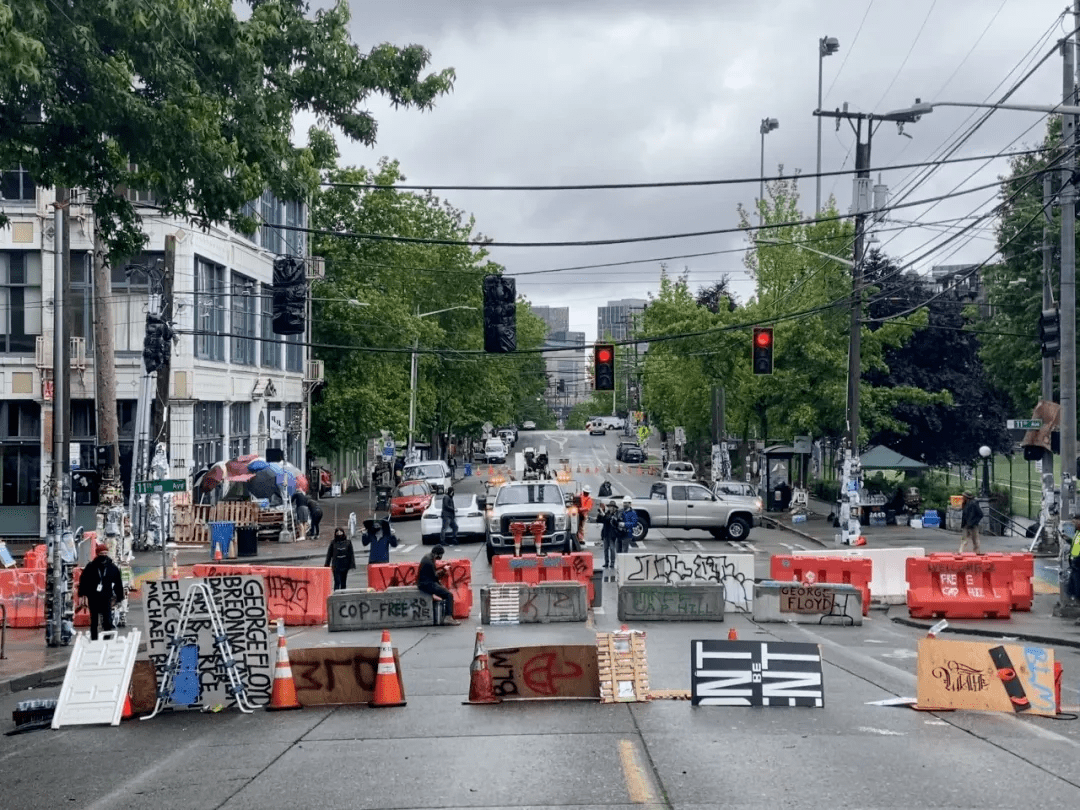 西雅图建自治区,白人想留下