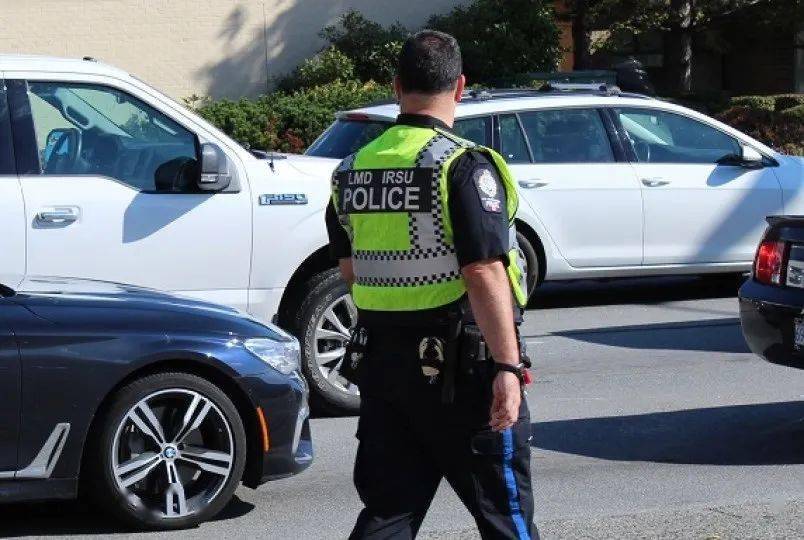 为什么叫黑车帝 d3ef932a5f9842ad8cf599927a90d689.jpeg