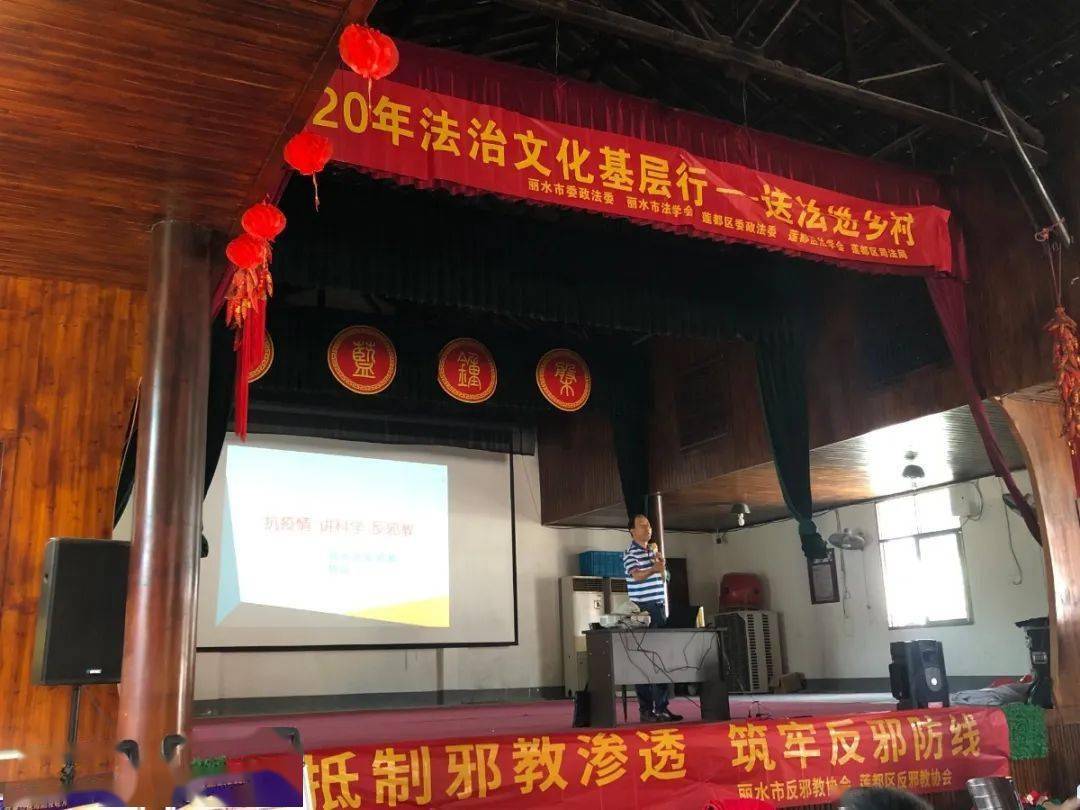 且行且思 静待花开