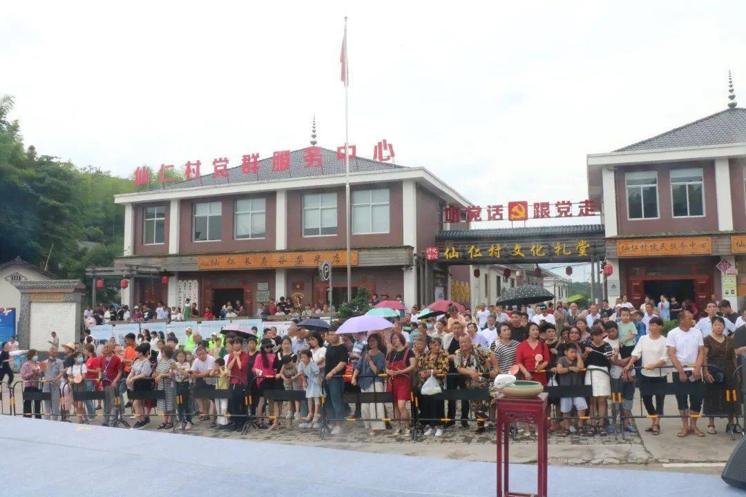 龙泉好多人口_龙泉宝剑(3)