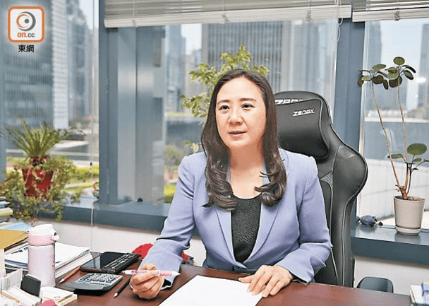 资料|咄咄怪事！“狗仔”起家的黎智英称追访他的人是“假记者”，还把人资料登报，香港记协却……