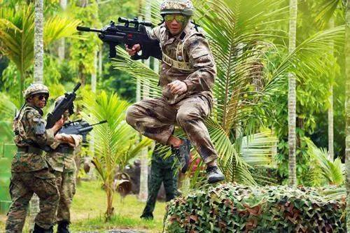 求救信号枪 4b9367c2bc39474481785ca6f6a0874a.jpeg