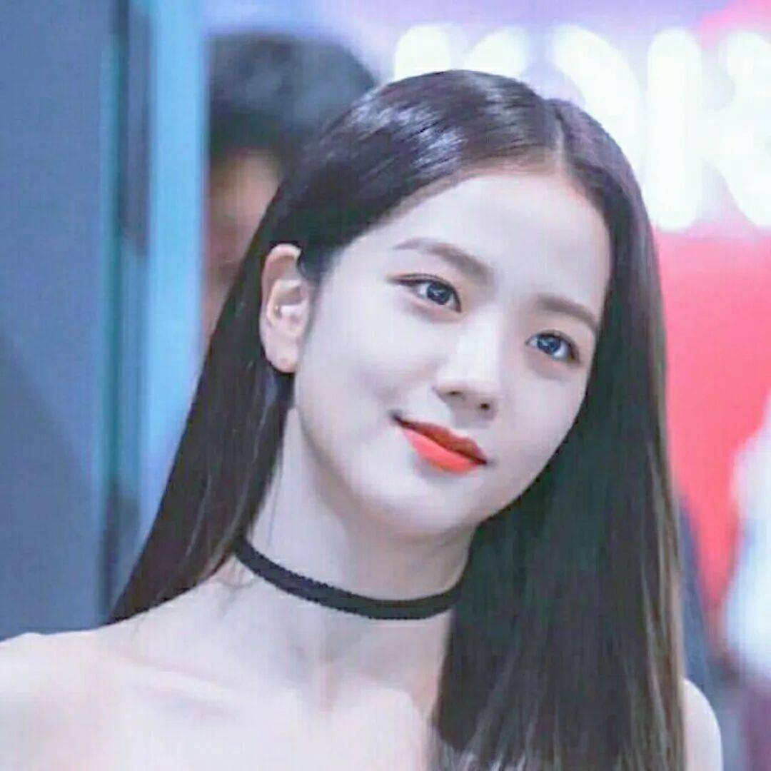 金智秀jisoo头像壁纸