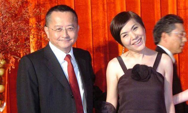 身价|53岁老牌歌后张清芳与丈夫离婚,男方身价上亿,相伴18年遗憾收场