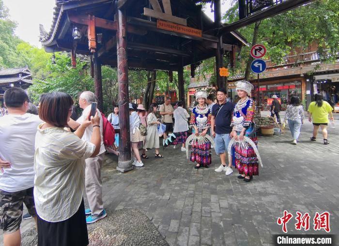 2020 端午假期 gdp_2020年中国gdp变化图(2)