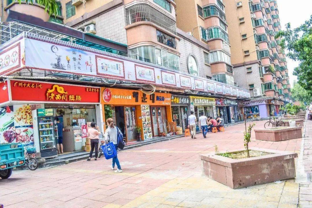 广州有两个新塘 ▼ 一个是商圈,在 增城区 一个是村庄,在 白云区 ▼
