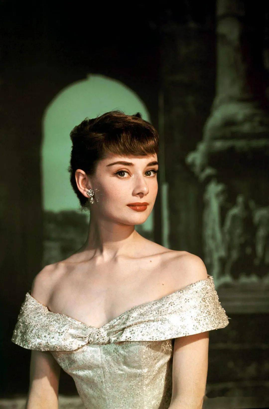 这些Lolita小裙子，与赫本有不解之缘_搜狐网, image size:1080x1641