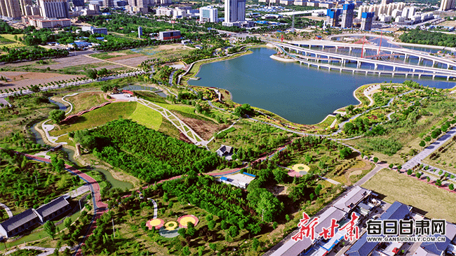 据庆阳市海绵城市建设投资开发有限公司董事长秦晓宏介绍,通过3年试点