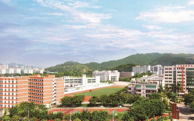 佛山科学技术学院 今天,佛科院的同学也收到了学校退还的住宿费!