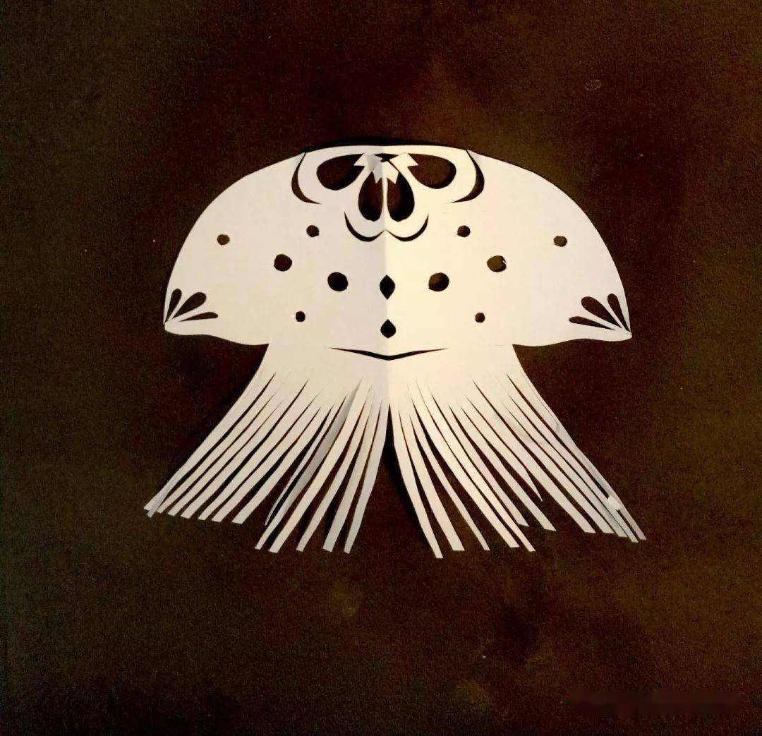 【零基础学剪纸】水母——秦慧老师脱稿剪纸教程(22)