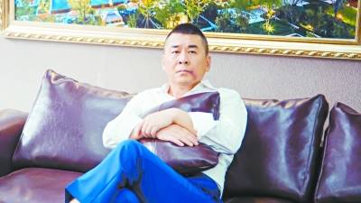 富豪陈建斌演绎喜感富豪“装穷”追爱