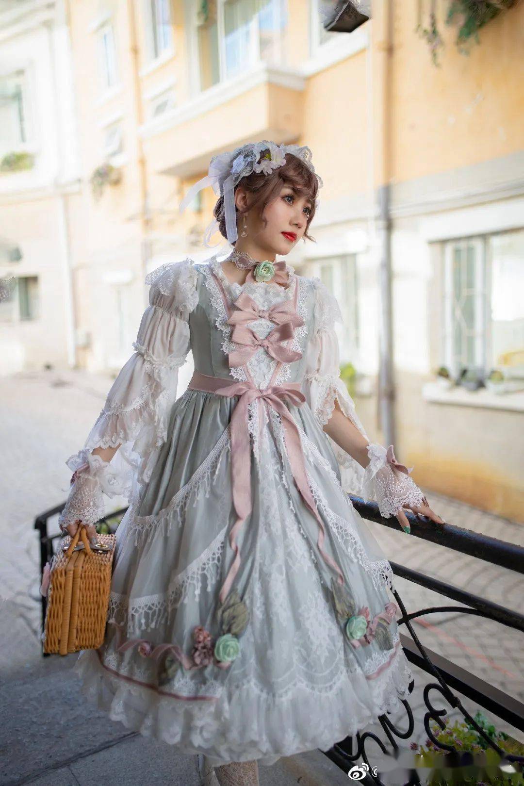 alice_hee 身为lolita,汉服,jk制服多坑少女是种什么样的体验?
