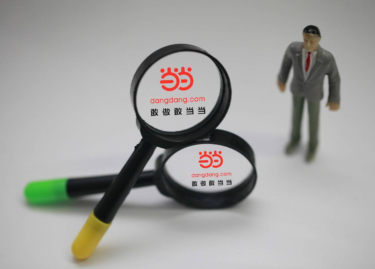 当当称李国庆强闯公司撬保险柜，后者回应称依