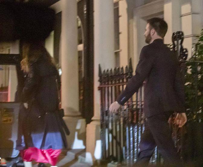 “美队”克里斯·埃文斯谈恋爱了？对象是迪士尼