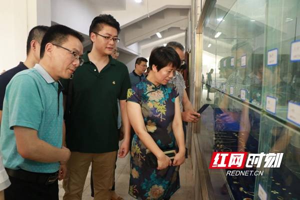 宝玉石|湖南工程职院自然资源学院成功举办首届宝玉石作品展