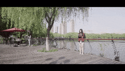 主楼慎思堂,图书馆等十余幢以红色教学楼,还有藏在山林中的十余幢别墅