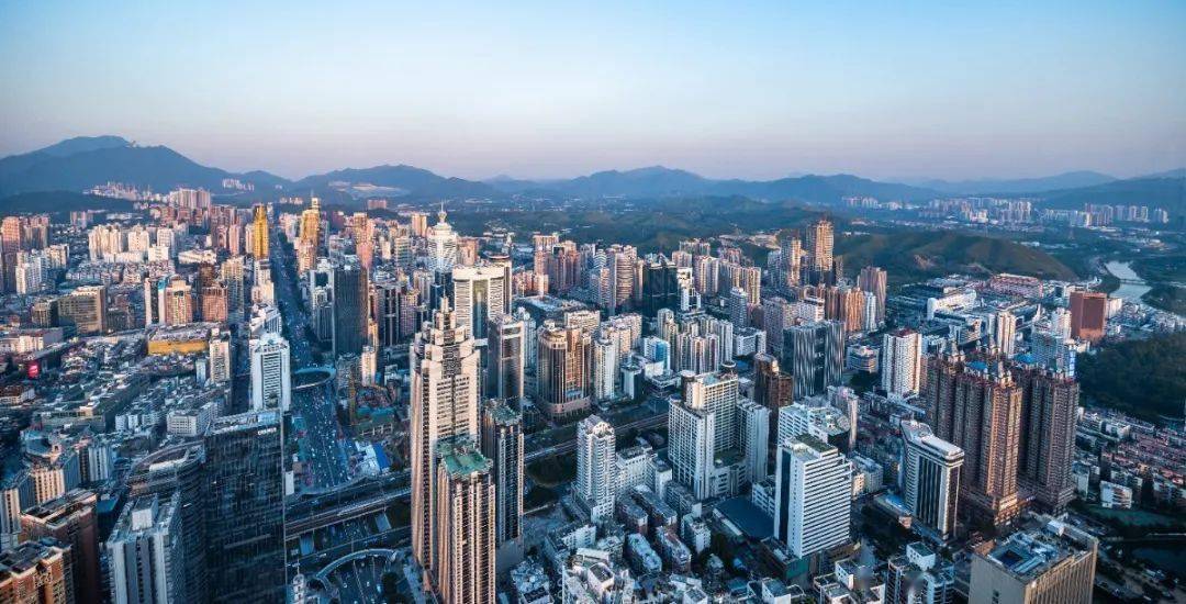 深圳上榜中国十大美好生活城市,他凭什么?