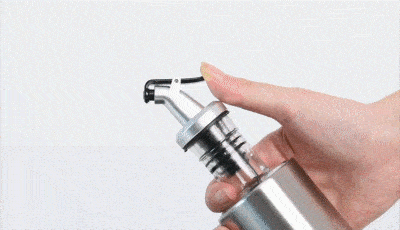 双枪|暗藏5处「机关」！解决厨房一顽疾这只中国造的10多块钱玻璃瓶