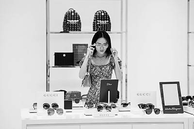 遇上|“买买买”需求遇上免税经济，将擦出哪些火花