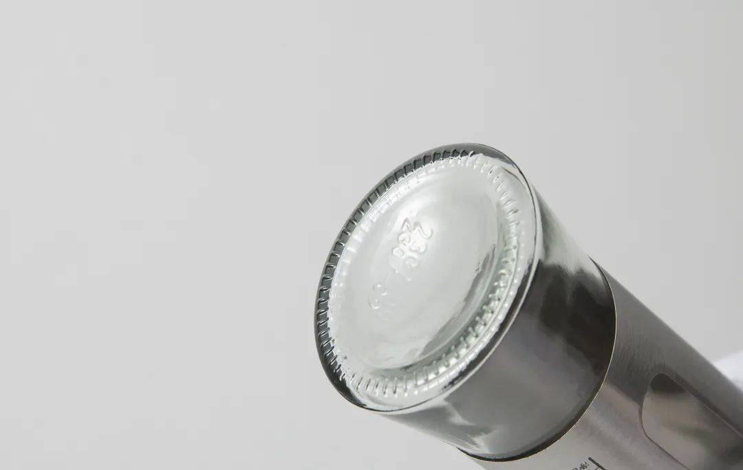 双枪|暗藏5处「机关」！解决厨房一顽疾这只中国造的10多块钱玻璃瓶