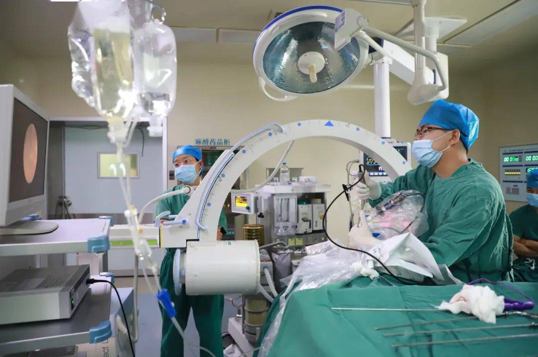 常宁市人民医院颈椎微创手术顺利完成,骨外科技术再创