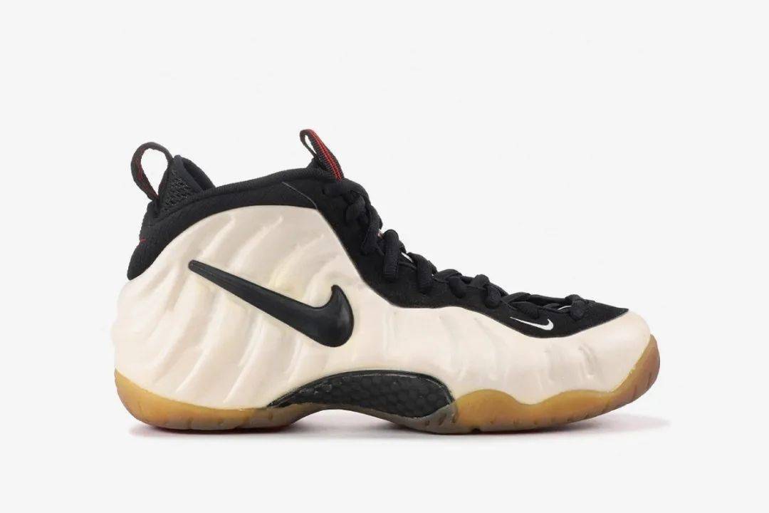 球鞋|我想问：为什么现在没人穿喷泡了？