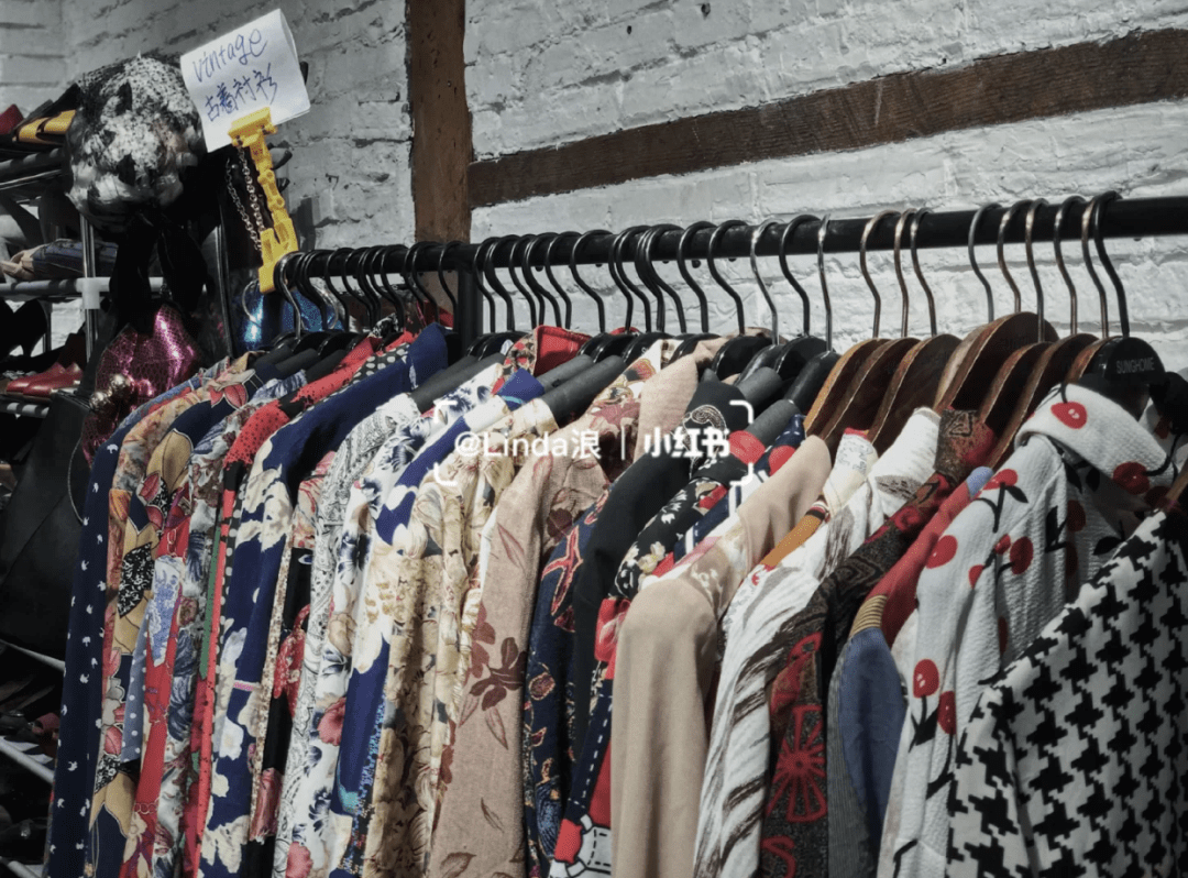 photo|时髦精必备！打卡魔都『Vintage中古店』，奢侈大牌超低价！随意买！