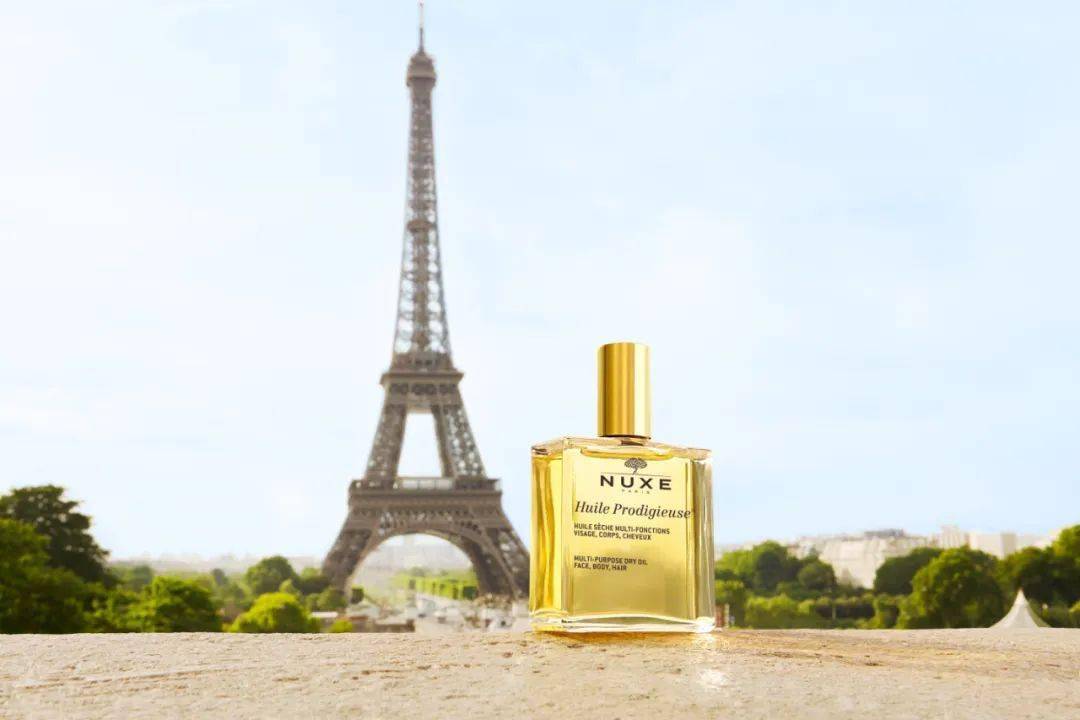 图片|比伯海莉的订婚纪念日旅行，看完真的太…酸…了 | 美妆周盘点