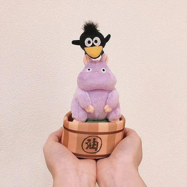 图片|比伯海莉的订婚纪念日旅行，看完真的太…酸…了 | 美妆周盘点