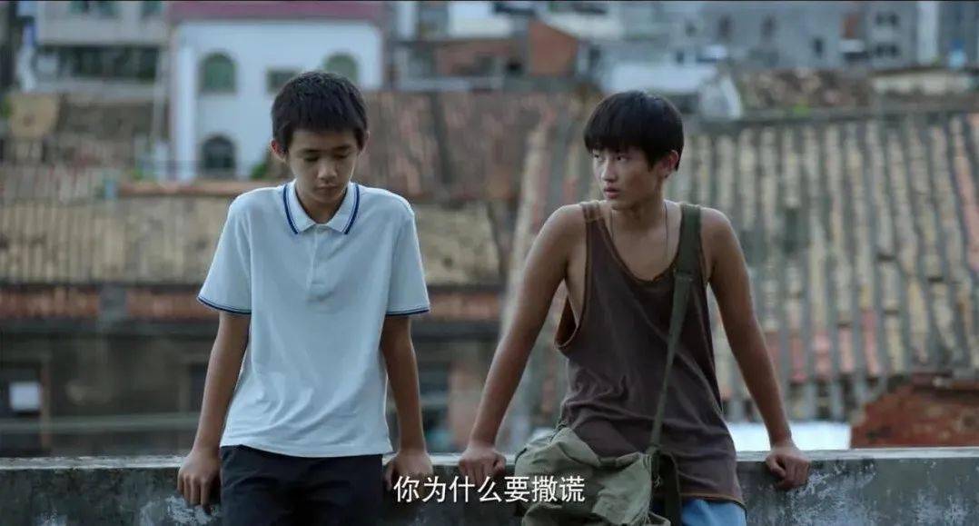 服装|深扒悬疑片服装隐喻：穿成这样能活命