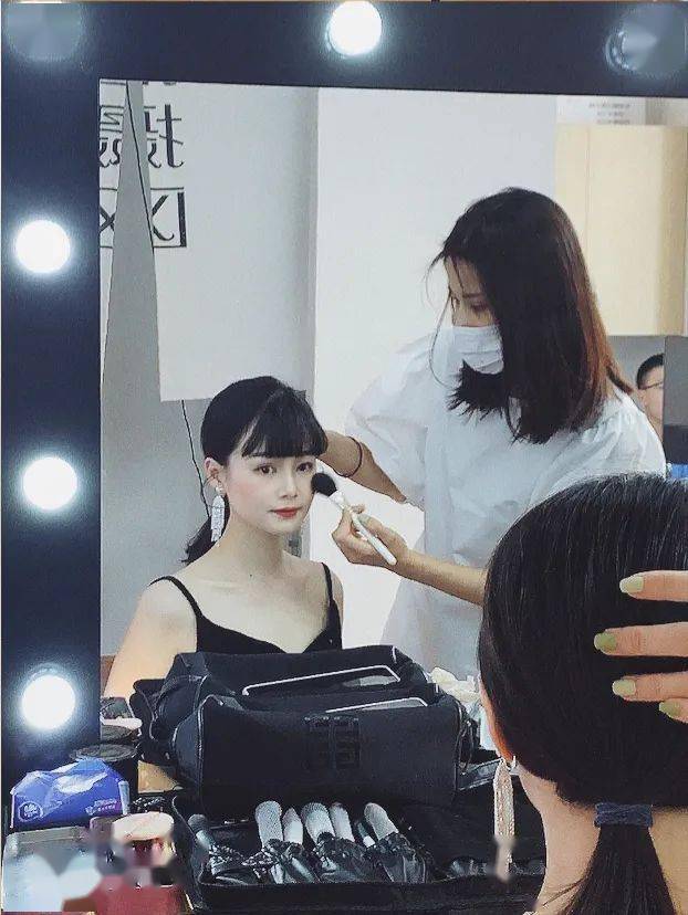 微莞|石碣附近这家照相馆霸气登场，让你秒变网红！