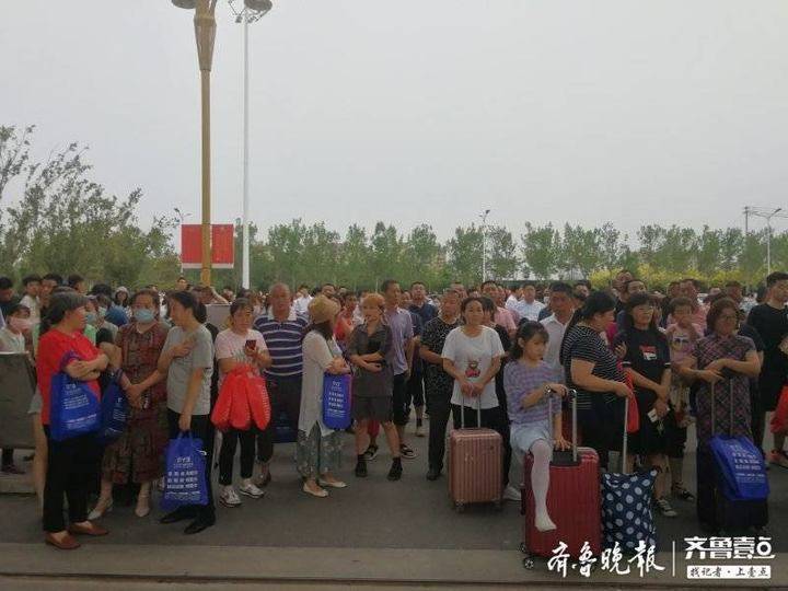 东营|出征书本相伴 归来鲜花相迎 东营2020年高考落下帷幕