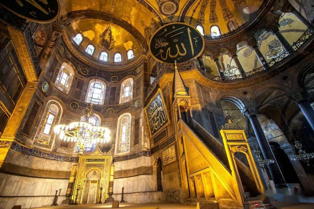 土耳其的圣索菲亚大教堂改成清真寺,意味着什么?