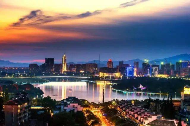 衢州gdp2020_衢州有礼八个一手抄报